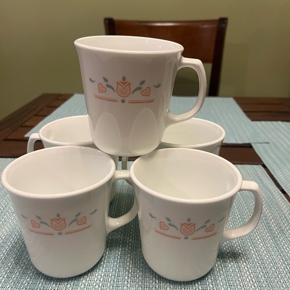 Set of 5 Vintage Corelle Corningware Dutch Lattice, Pink Tulip & Heart Mugs